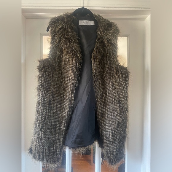 Marc New York by Andrew Marc Faux Fur Vest (XL) - Picture 2 of 7